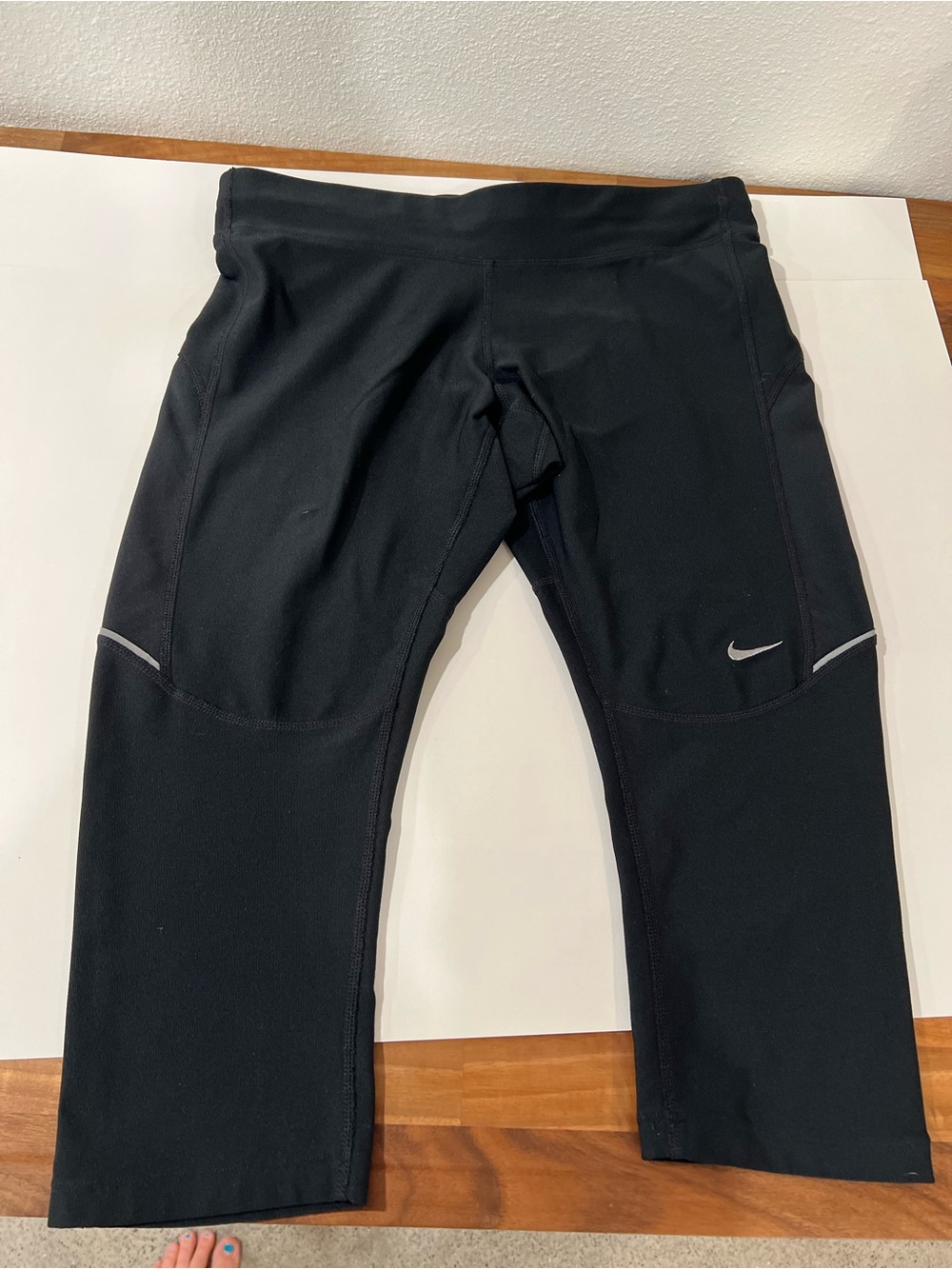 Nike Black Women’s Athletic leggings with Reflective Swoosh